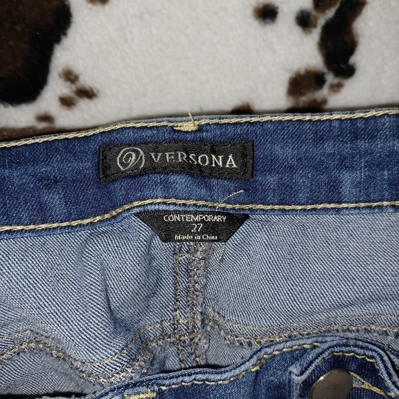 VERSONA EMBELISHED CROP DENIM - Picture 4 of 7